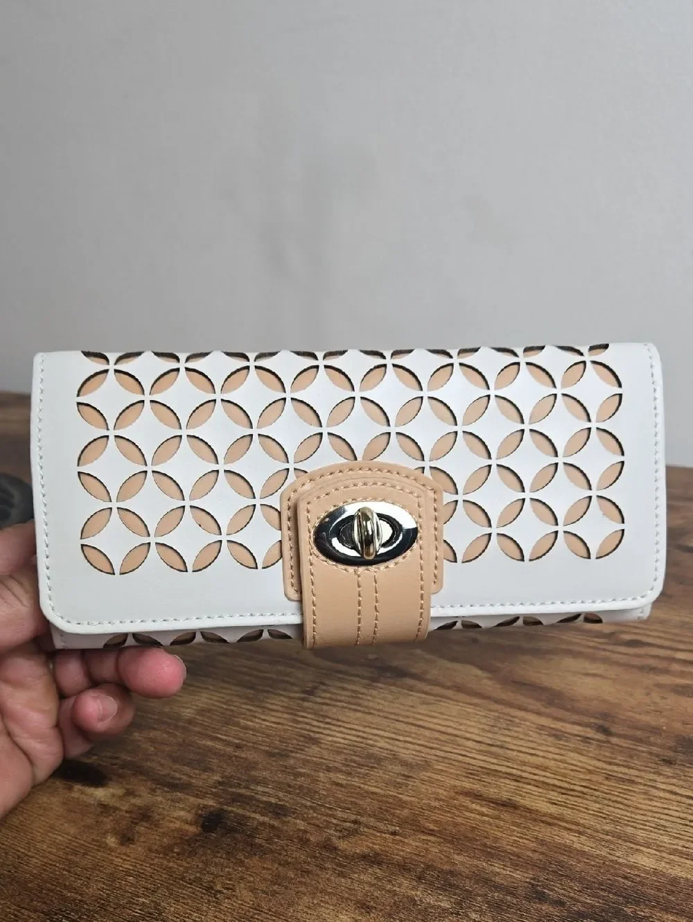 Wolf Chloe Leather Jewelry‎ Roll Clutch White Beige Travel Storage Case